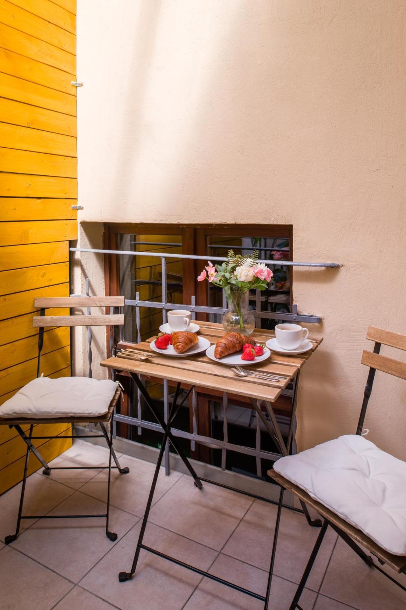 Discover Krakow Apartments - Lubomirskiego St - Classic & Modern - Near Main Station, Netflix And Ac Eksteriør bilde